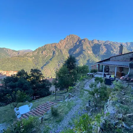 Hébergement de vacances Maison De Charme En Pierre *