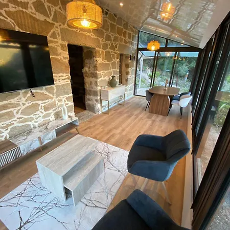 Hébergement de vacances Maison De Charme En Pierre *